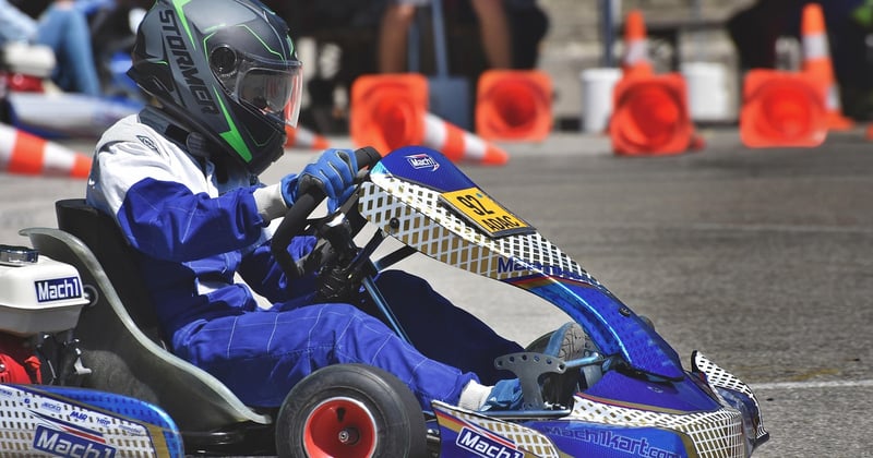 Karting : quel budget prévoir pour débuter en 2026 ?